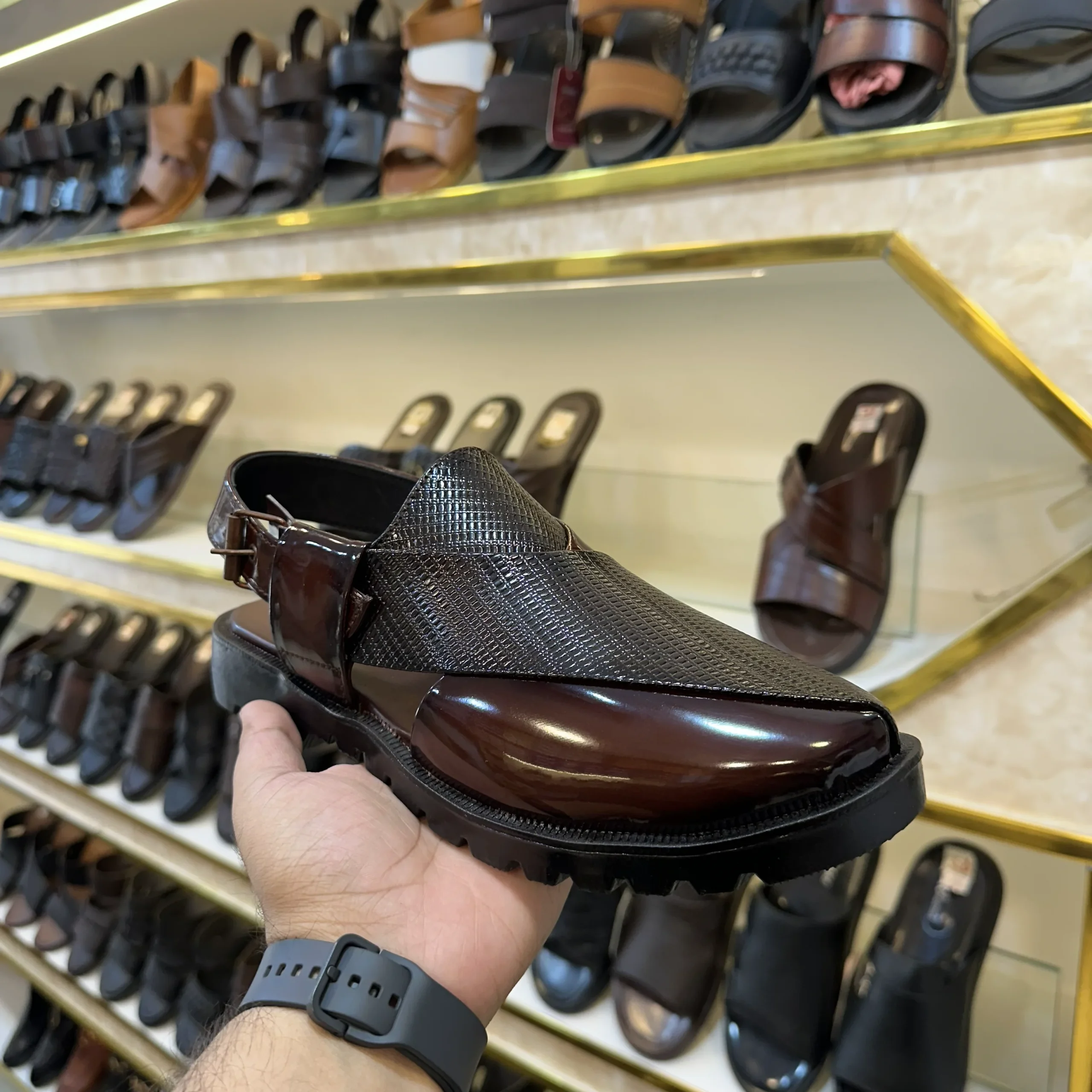 Peshawari chapal chochlate Kaptaan Classic Texture - Dark Brown - Image 1